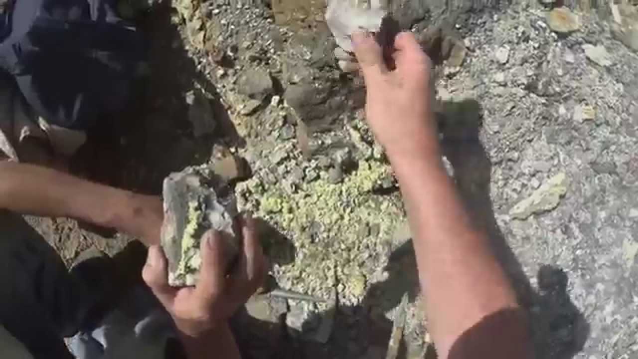 BUSCANDO MINERALES 2