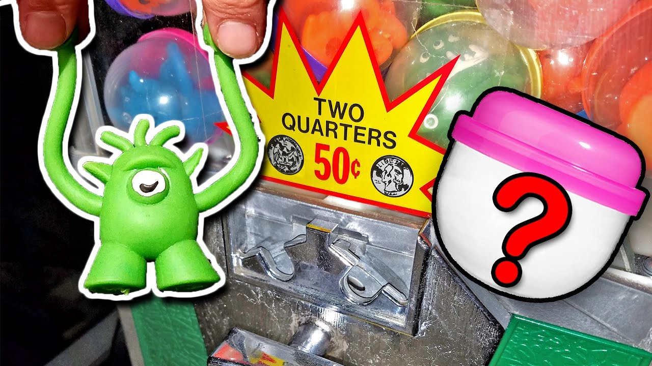 CREEPY Stretch Monsters in a Vending Machine!