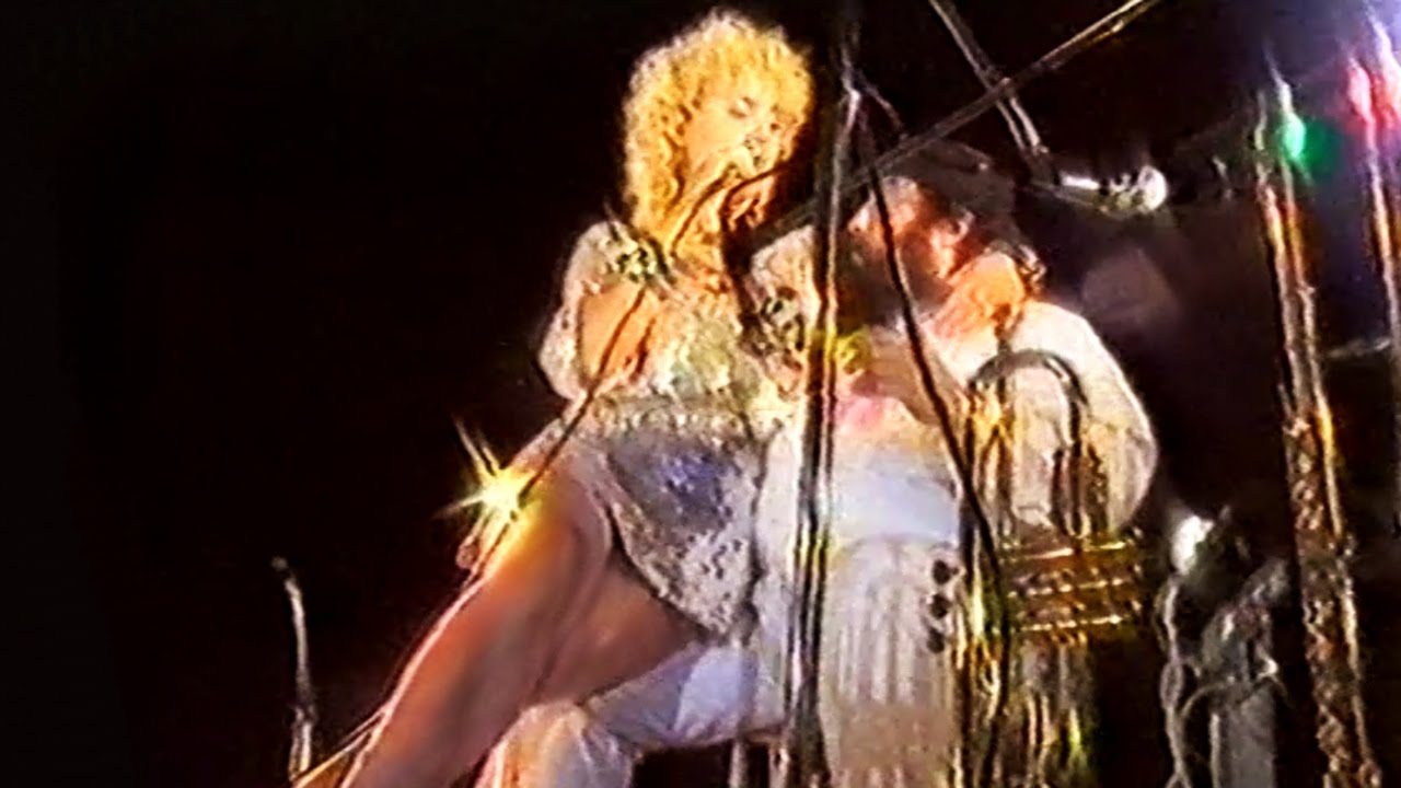 Lepa Brena - Igraj, Boro, moje oro - (Temišvar 1984)
