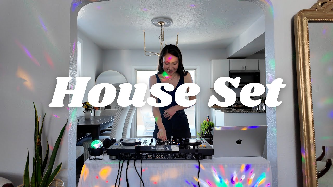 House/Tech-House Set b2b with music from John Summit, Dom Dolla, Traveler, GENESI, Dennis Cruz