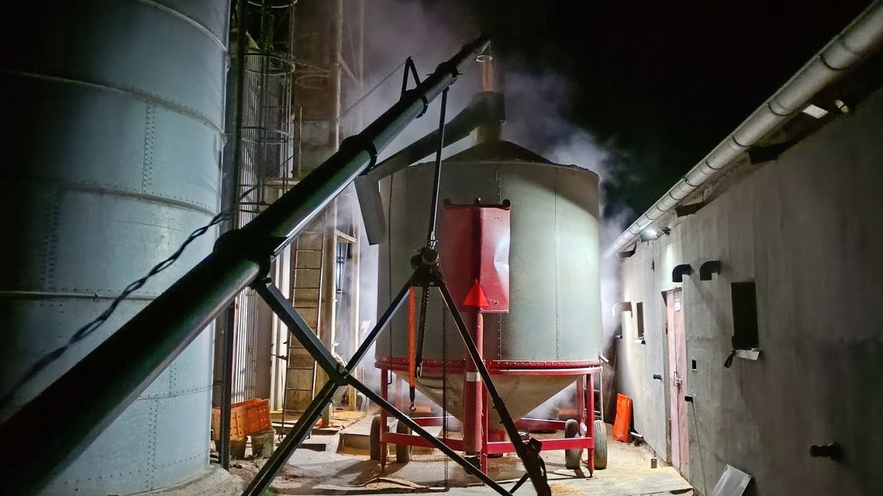 Prezentacja instalacji do suszenia zb&oacute;ż, słonecznika i rzepaku. Suszarnia gazowa GT Opico 525xe