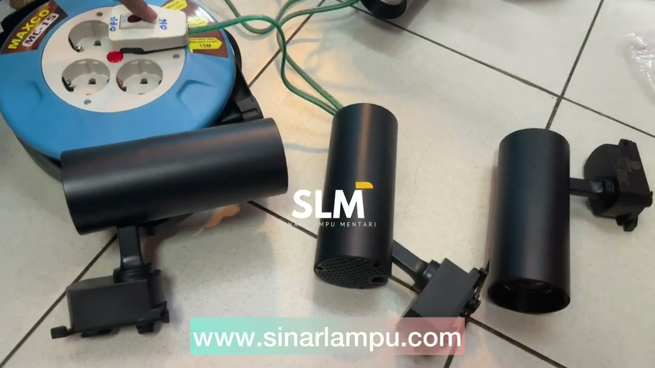 Lampu Sorot Spotlight Rell 20 Watt Cahaya Warmwhite dan Putih