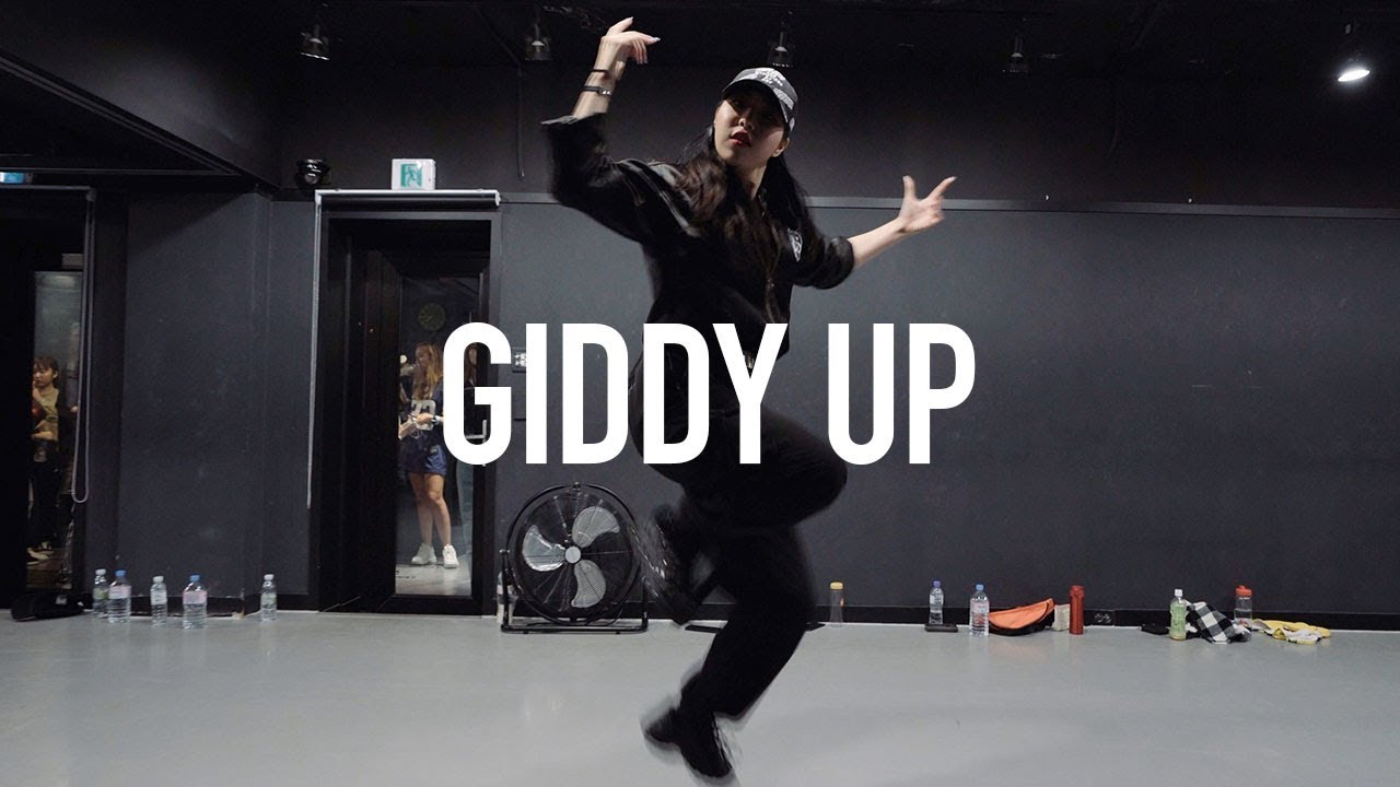 Sik-K, 김하온(HAON), pH-1, Woodie Gochild, 박재범 - GIDDY UP  / Bengal Choreography