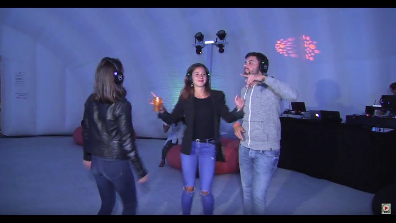 QUIBERON | 🎧 🎛️ Discotheque Silencieuse gonflable - TV Quiberon 24/7