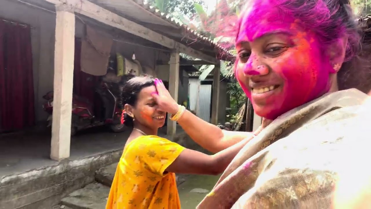 এই প্রথমবার পরিবারের সকলে মিলে গ্রামের বাড়িতে একসঙ্গে দোল উৎসব পালন করলাম ॥