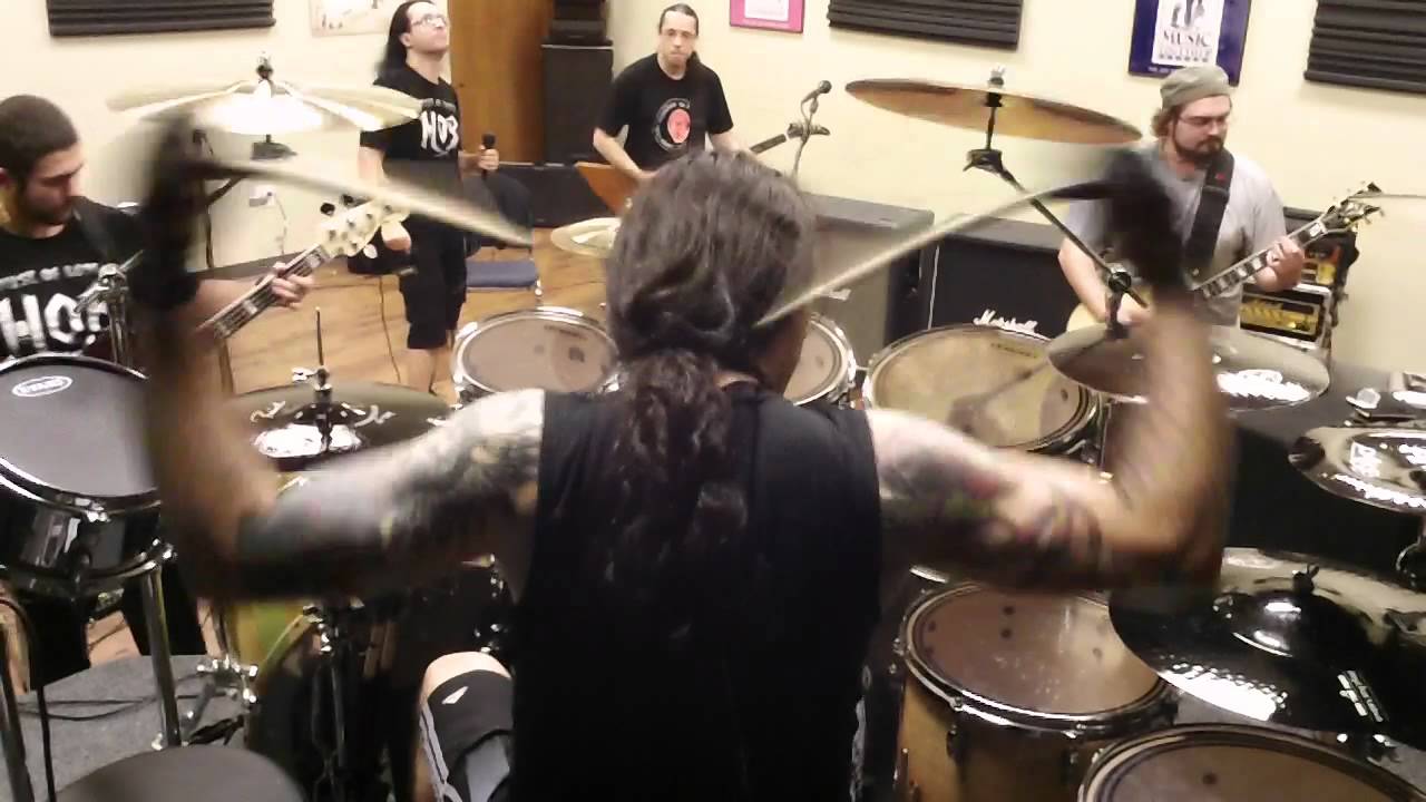 House of Bones with Aquiles Priester - One - Metallica - Recorded by ZOOM Q3 HD