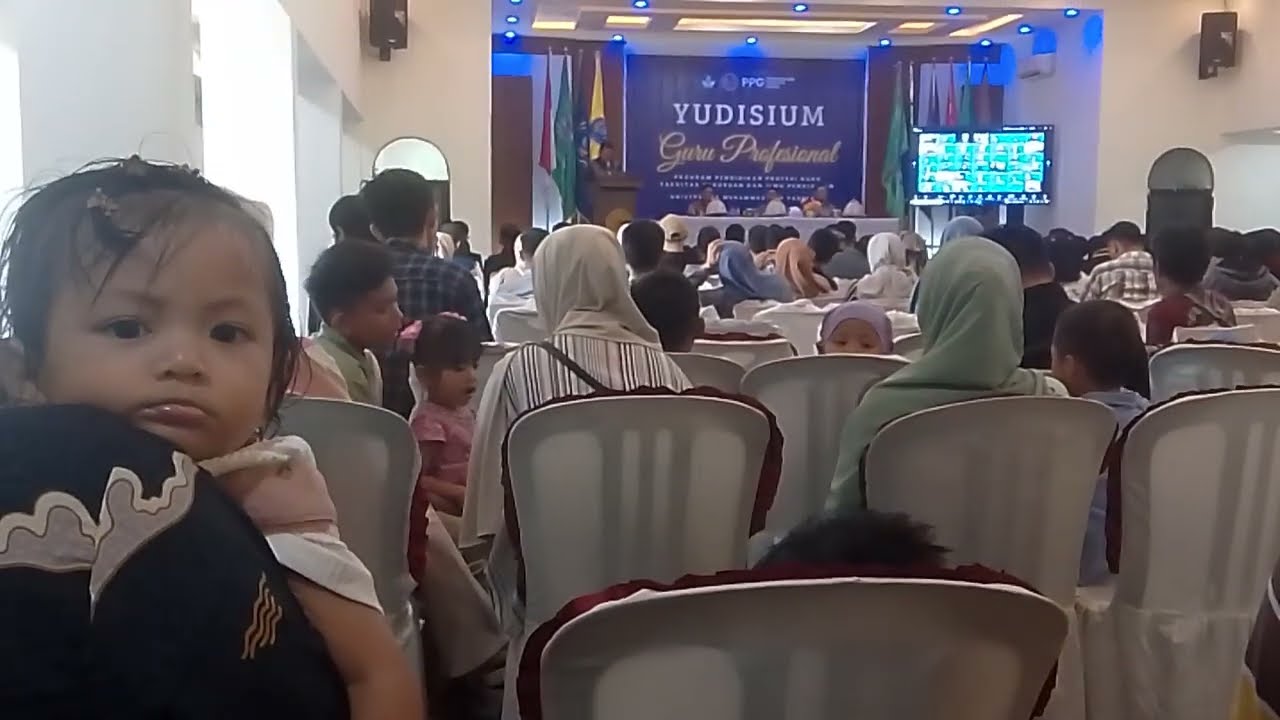 ACARA PEMBUKAAN YUDISIUM UMPAR ( UNIVERSITAS MUHAMMADIYAH PARE PARE )