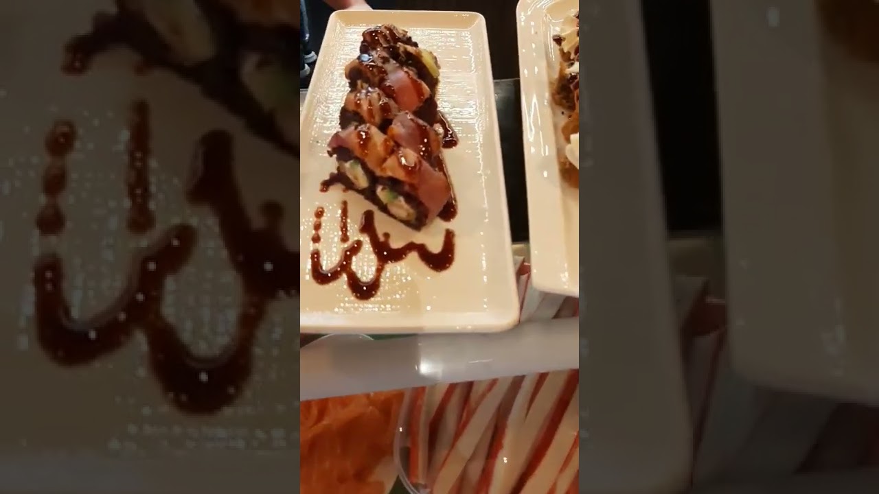 Sushi - tonno e riso venere