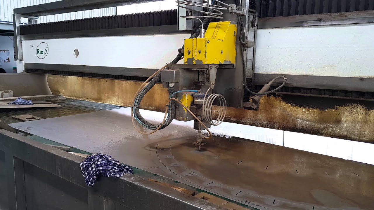 Su ile cnc kesim islemi