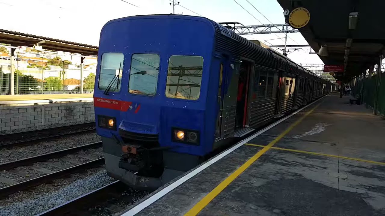CPTM Série 1700 e Série 1100 / 1739 e 1117 na estação Piqueri
