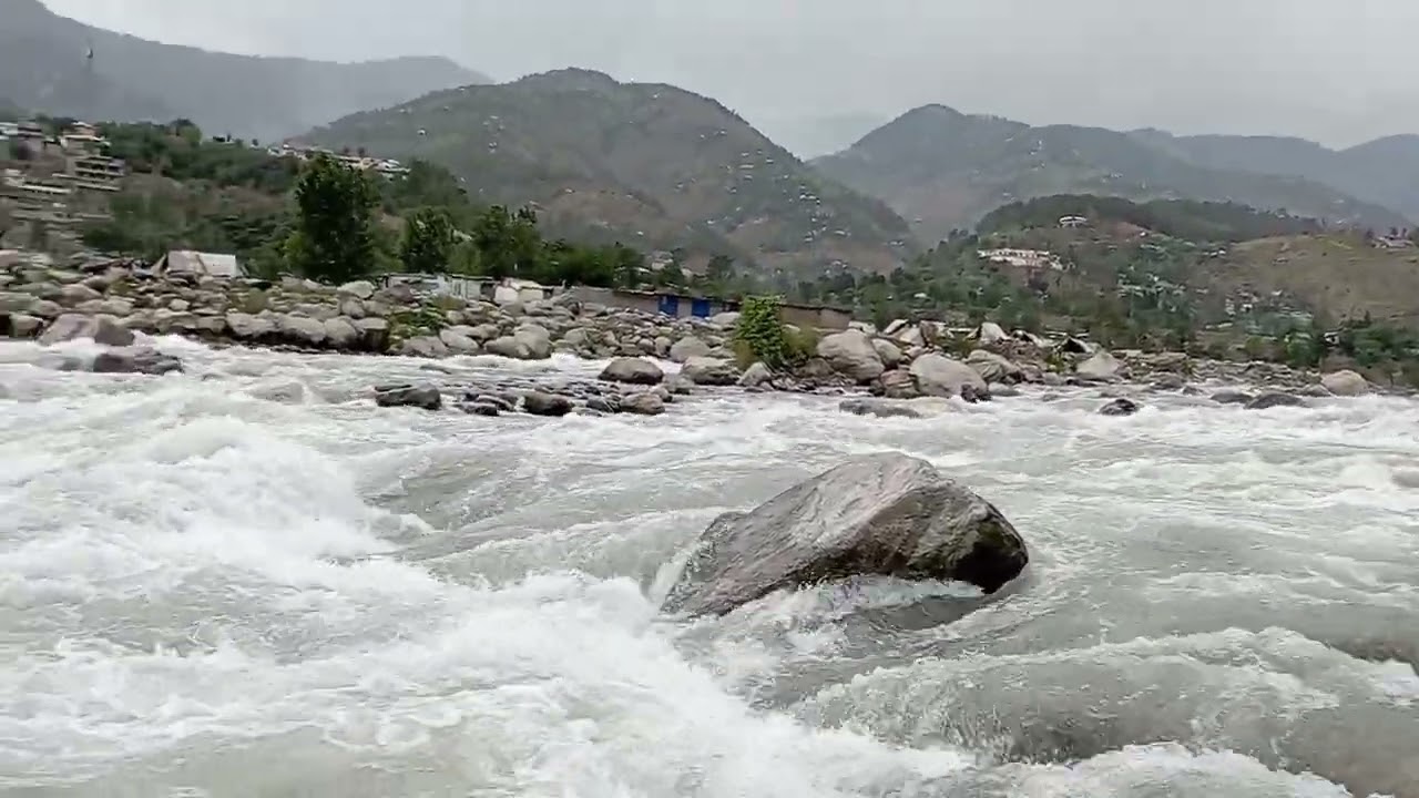 River Kunhar 🌊🌳🌲