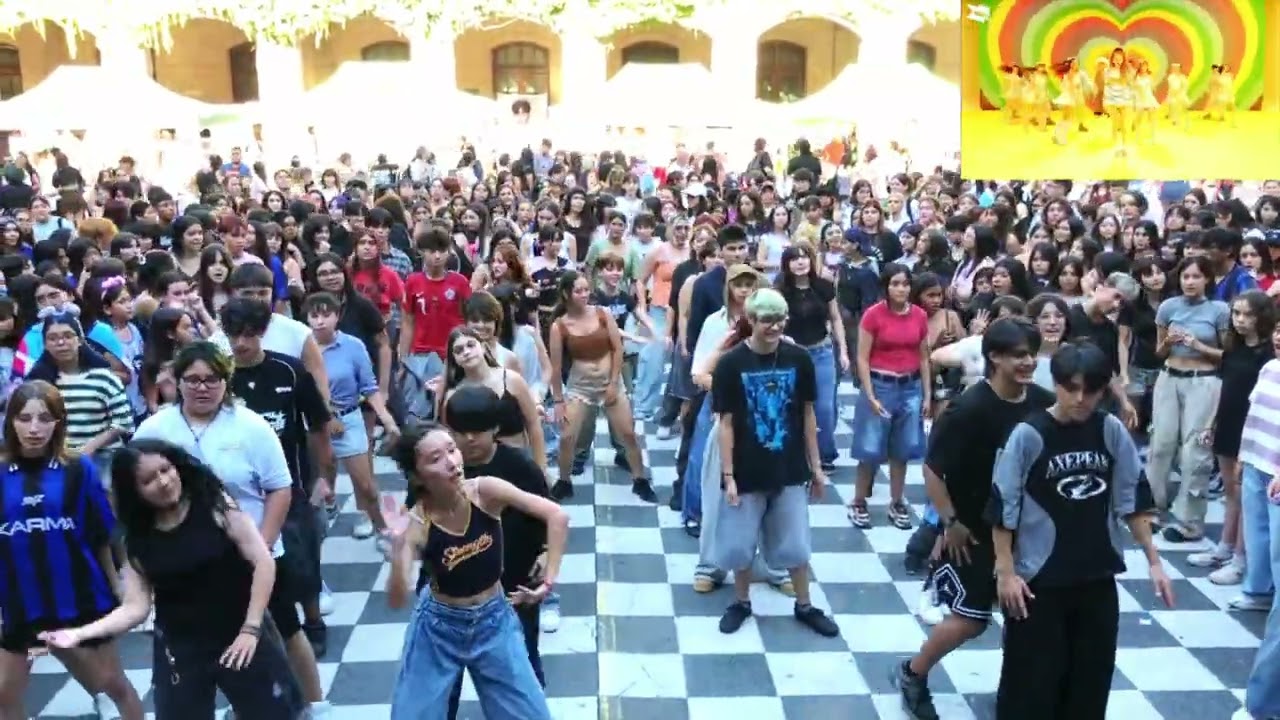 Случайные танцы в стиле K-pop в Аргентине 🇦🇷 K-pop революция
