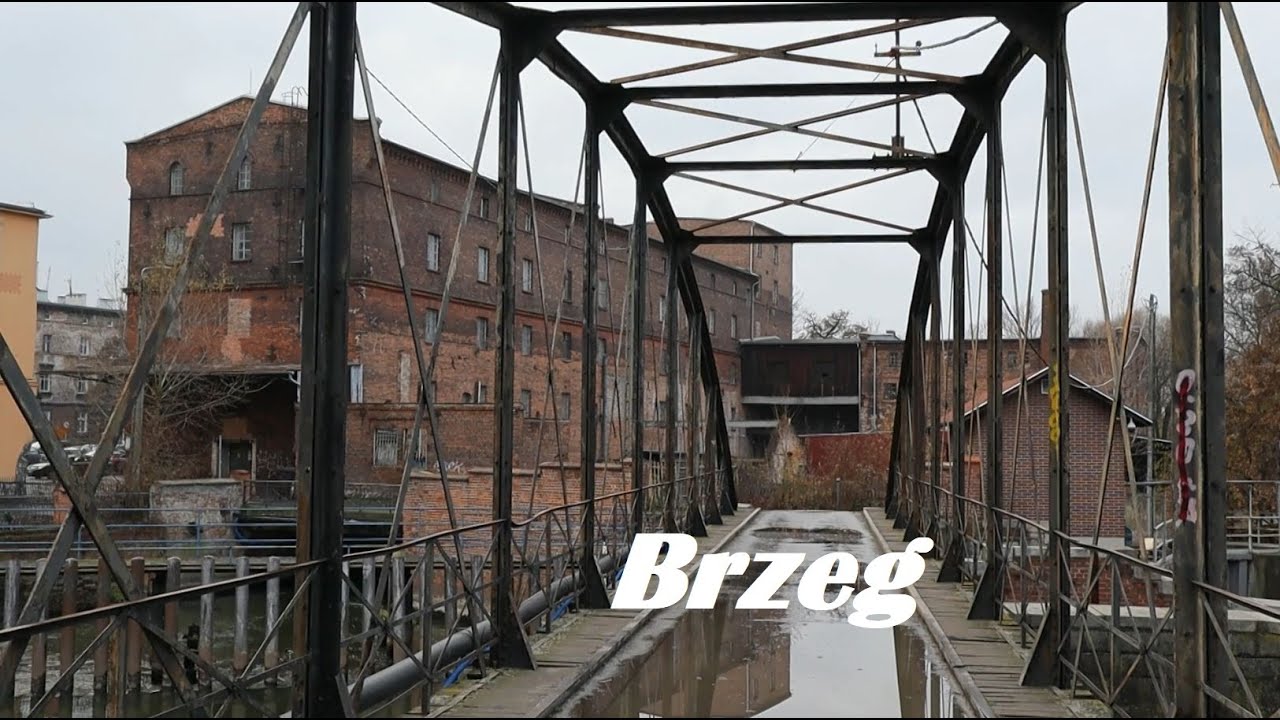 Brzeg jest obskurnie magiczny. Ratusz, kościoły, dzielnica nad Odrą | Opolszczyzna