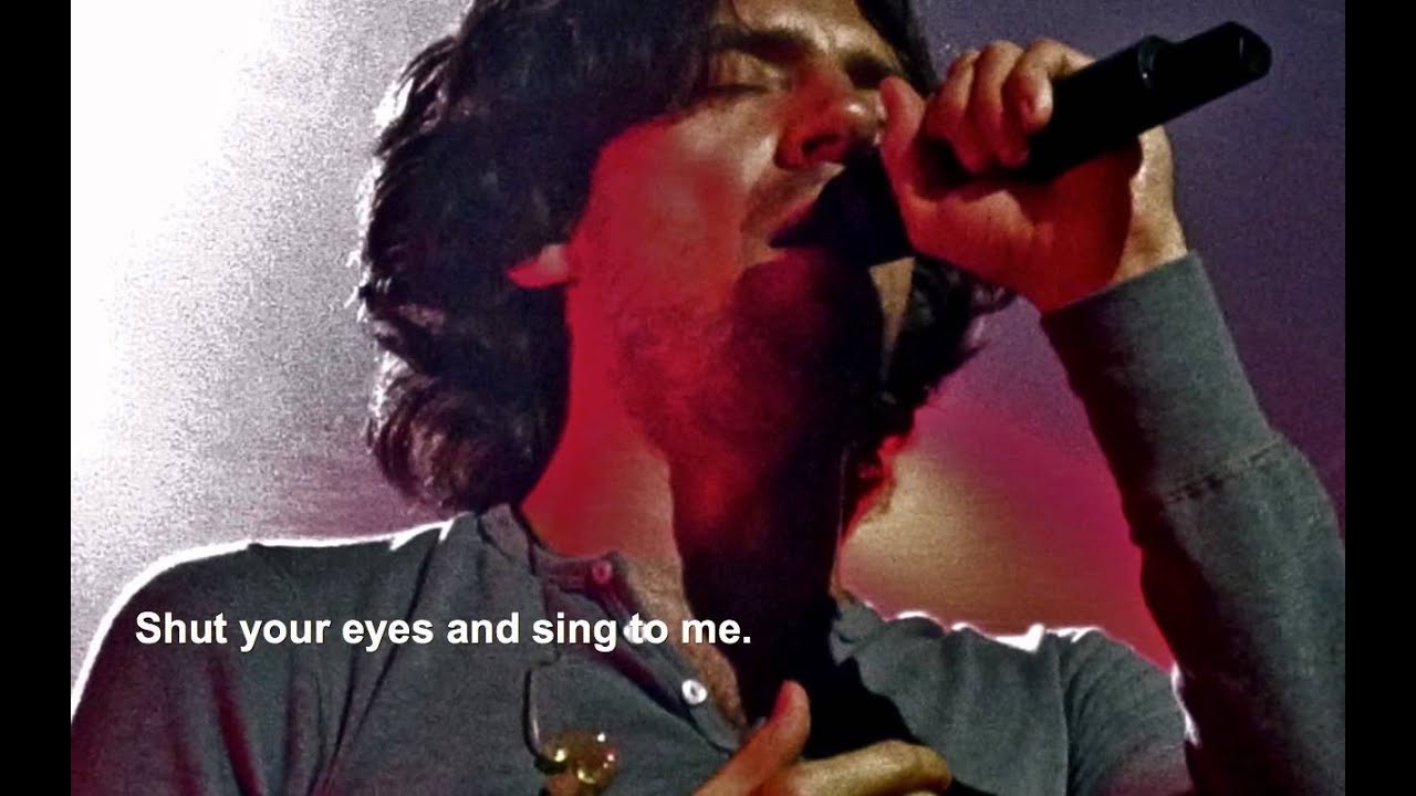 Something Gary Lightbody does to me