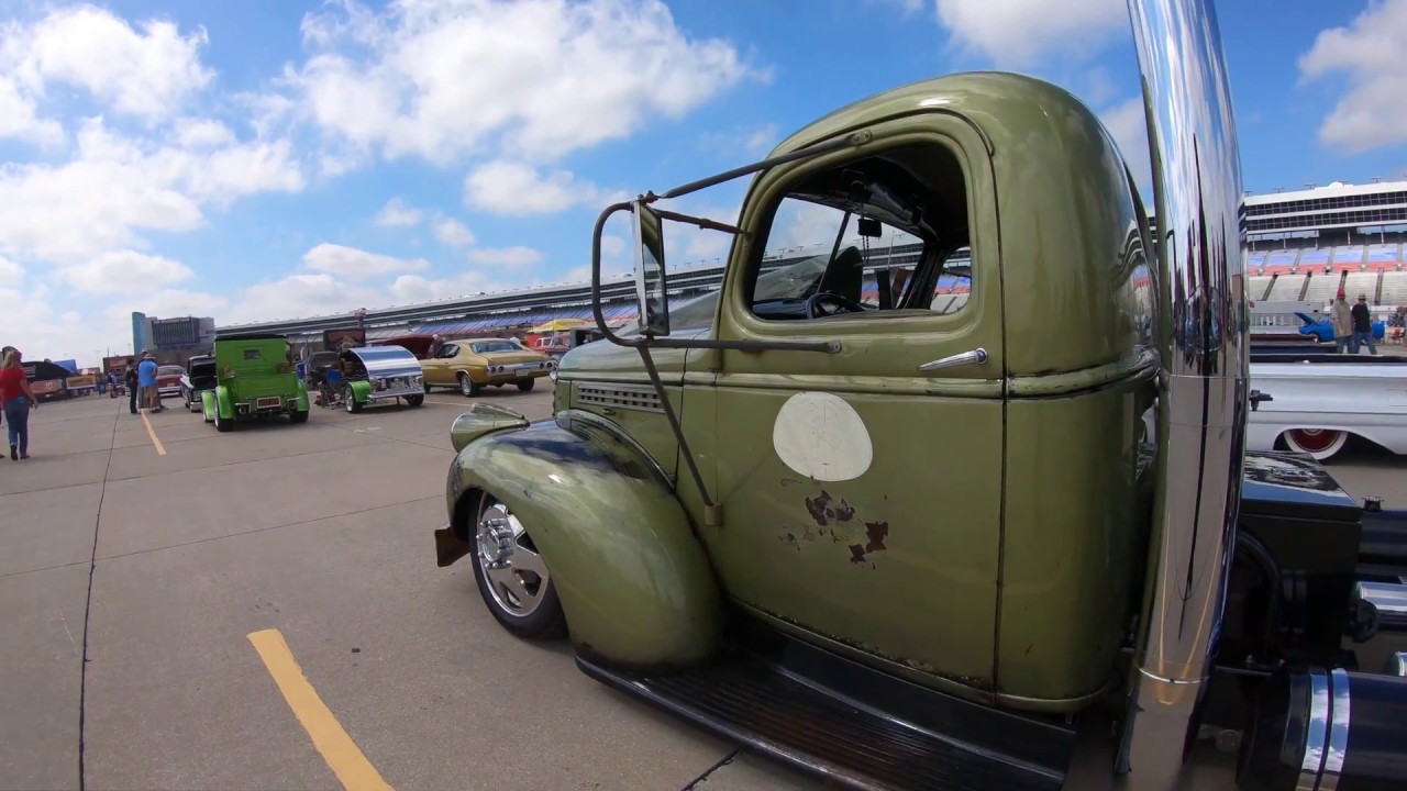 Popeye's Rod Shop Heavy Hauler Bagged Truck