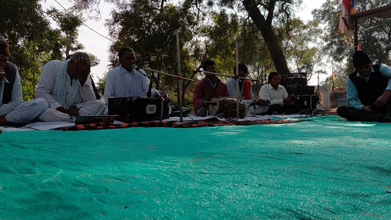 #Bhajan #Bhakti #PeacefulBhajan #Devotional #MorningBhajan