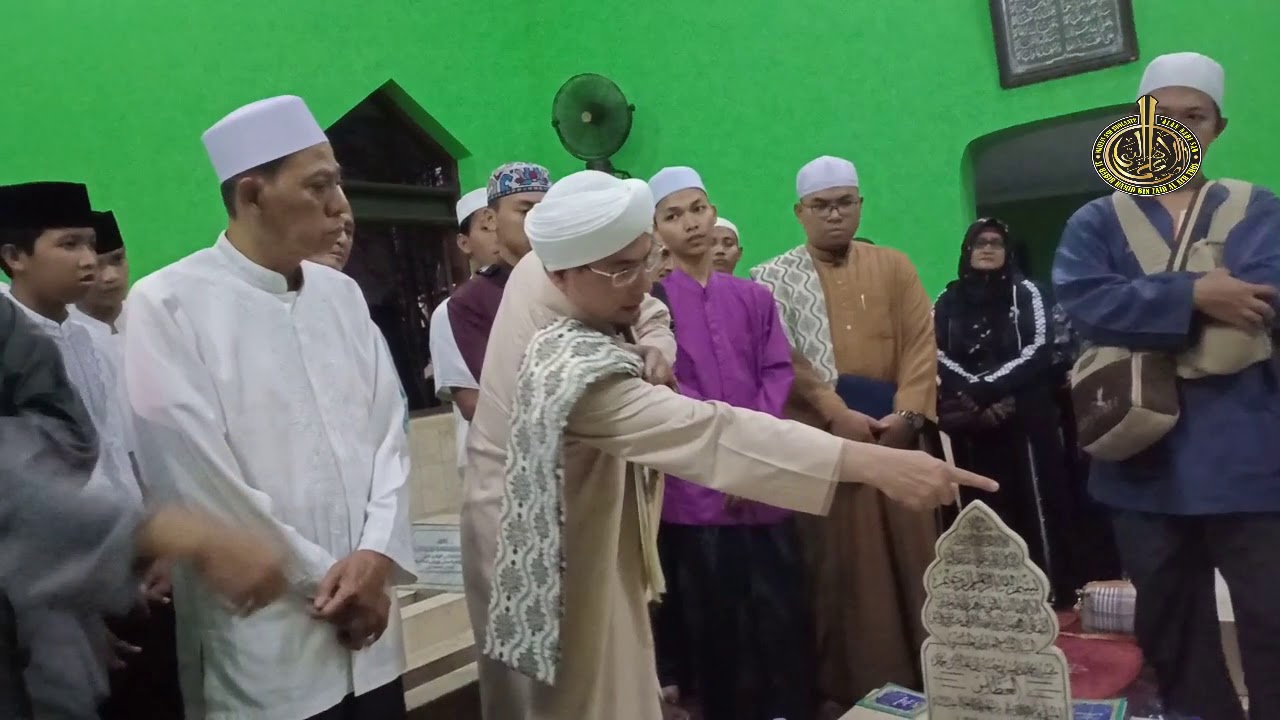 SEJARAH AL HAWI