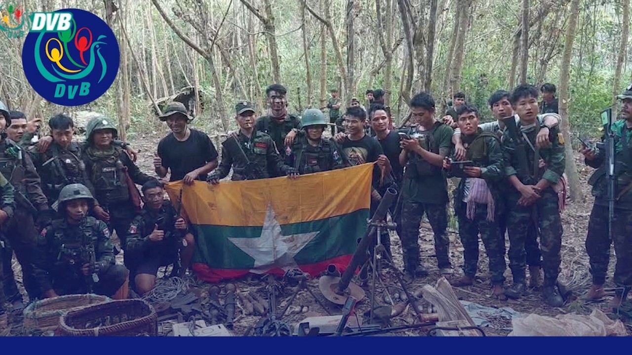 ဖာပွန်မြောက်ပိုင်းရှိ  ရိက္ခာပိုဆောင်ဖို့ ကြိုစားနေတဲ့  တပ်စခန်း ၂ ခု KNLA သိမ်းပိုက် - DVB News