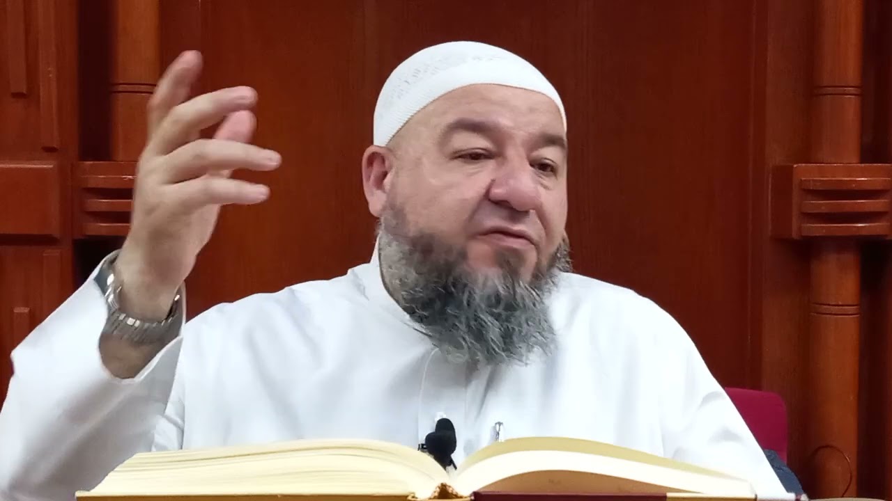 ( قوله تعالى: فَلَيْسَ عَلَيْهِنَّ جُنَاحٌ أَن يَضَعْنَ ثِيَابَهُنَّ ) - كتاب معالم السنّة النّبوية