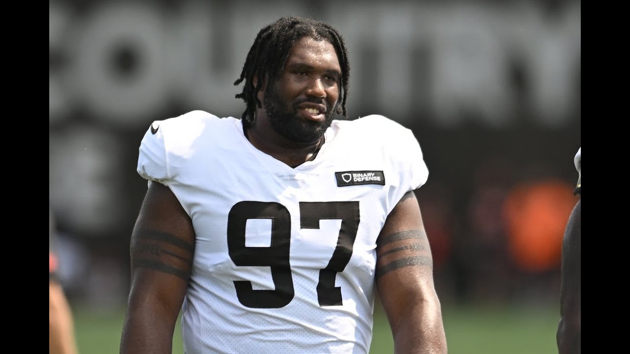 Browns Trade Defensive Tackle Jowon Briggs to the Jets - Sports4CLE, 8/20/25