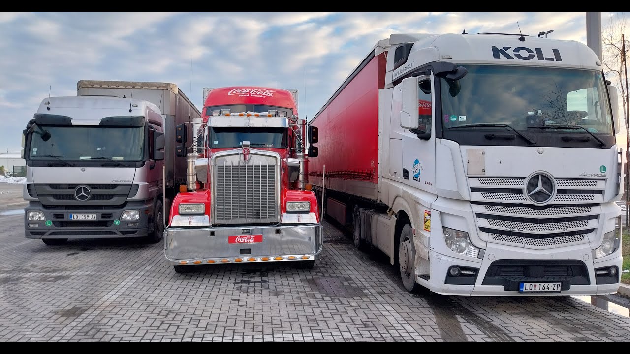 PRONASAO SAM AMERICKI KAMION U SRBIJI- COCA-COLA KENWORTH