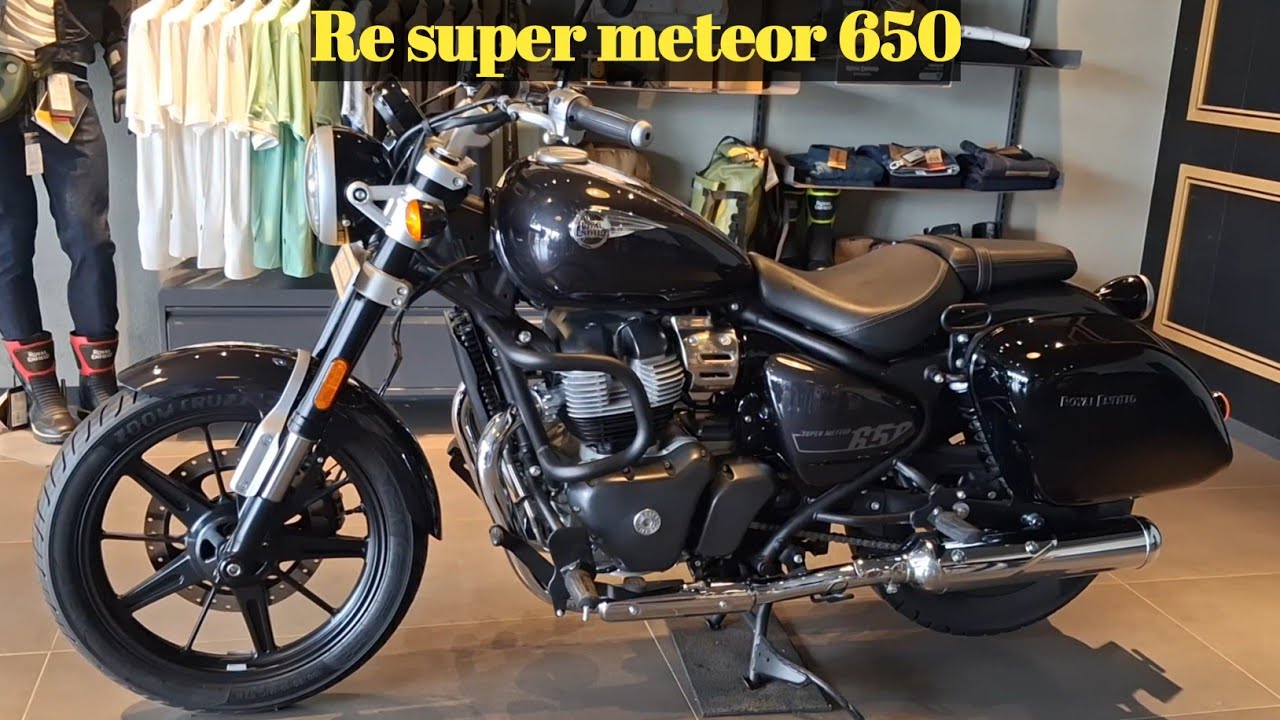 All new Royal Enfield Super Meteor 650 Bs7 colour Black with Luggage box loaded. 🤑Model 2025
