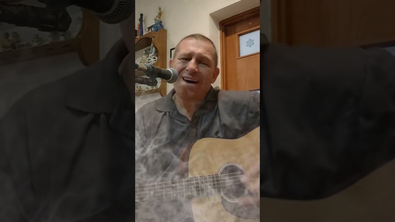 HVALA IM- Pjesmu sam napisao u čast svim Hrvatskim braniteljima 🇭🇷✌️ ❤️