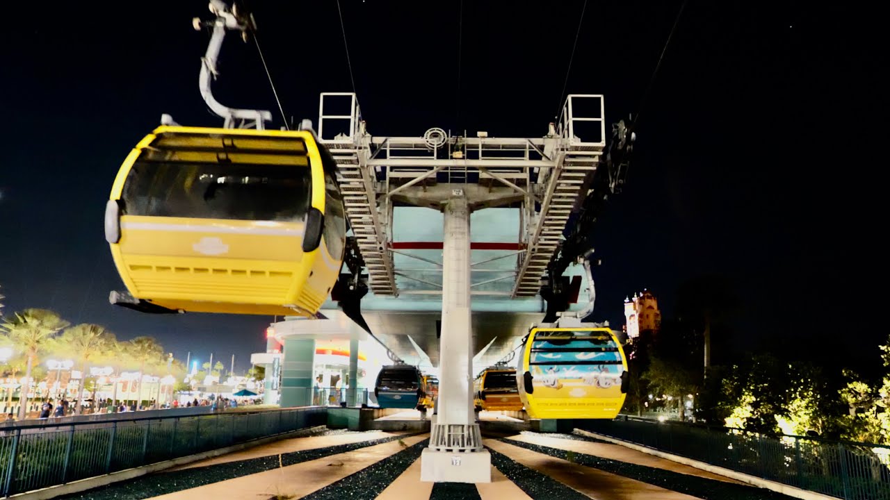 Ночной Disney Skyliner — Hollywood Studios и Caribbean Beach Resort Line в 4K | Walt Disney World