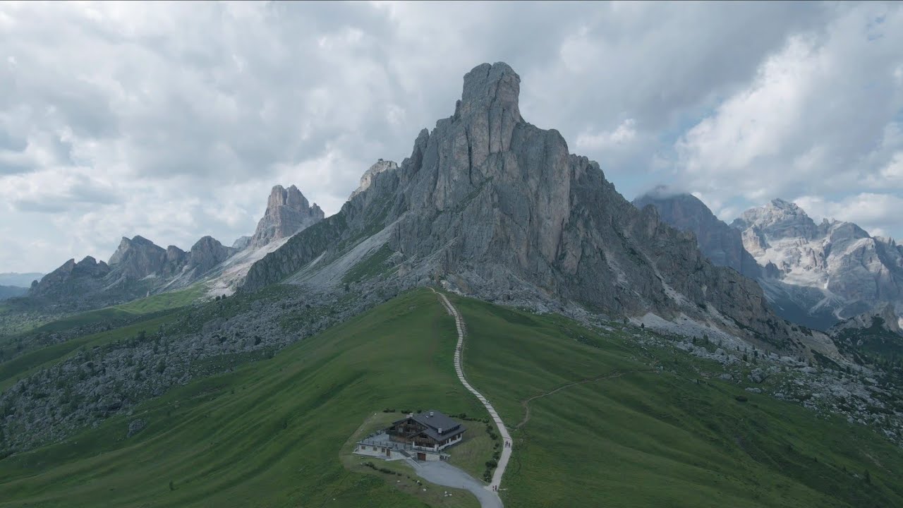 Dolomiti Best Places in 4k [Mavic Air 2 cinematic footage]
