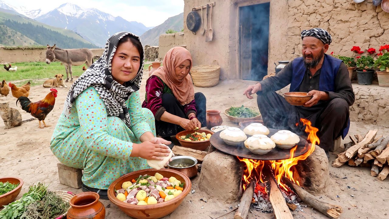 Traditional Afghan Meat Pot Over Fire 🔥 | Authentic Village Life 🇦🇫