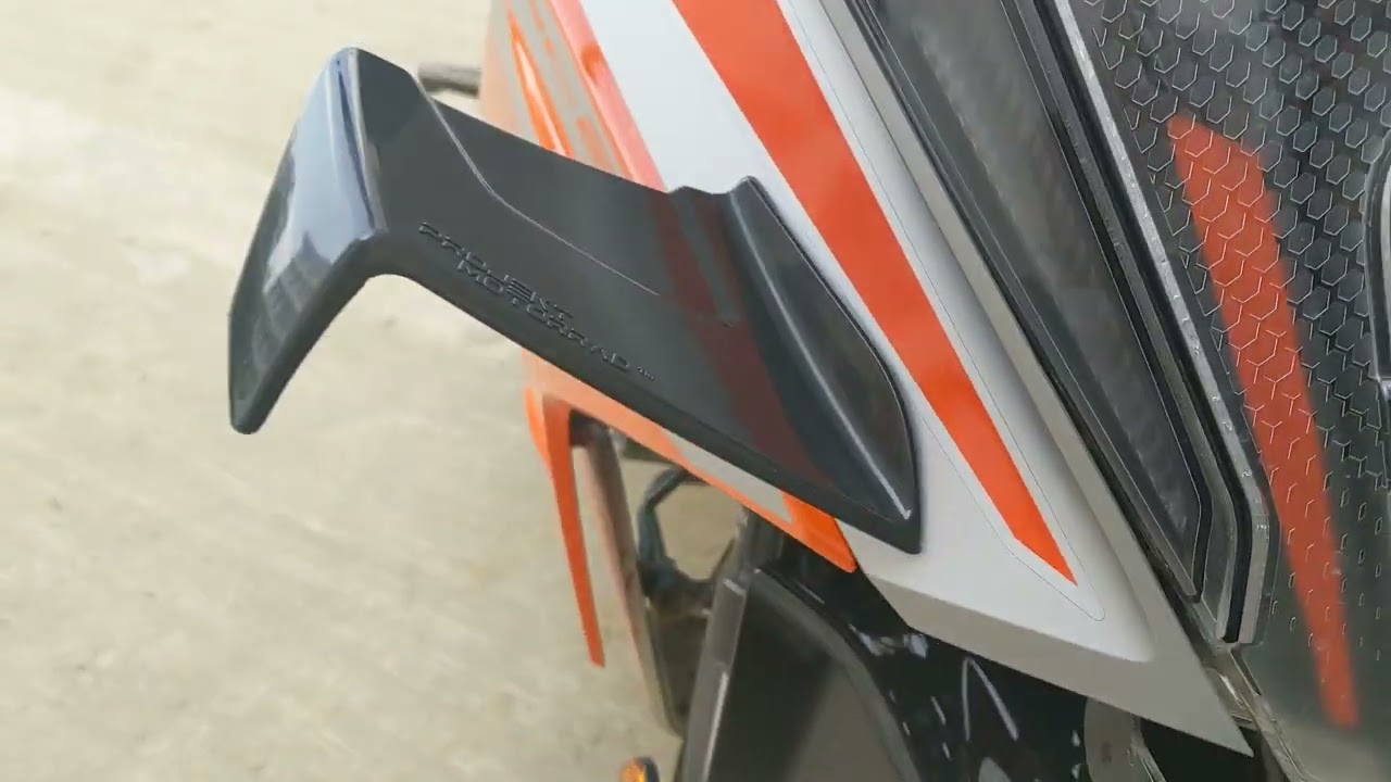 Projekt Motorrad Winglet installed on new KTM RC200 2022 #motorrad #projekt