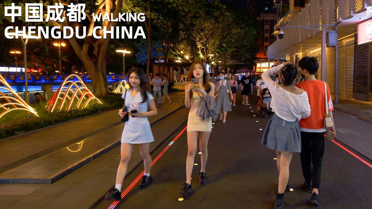 [4K WALK] Chengdu mengzhuiwan is very lively on weekends, and all the beauties come out.