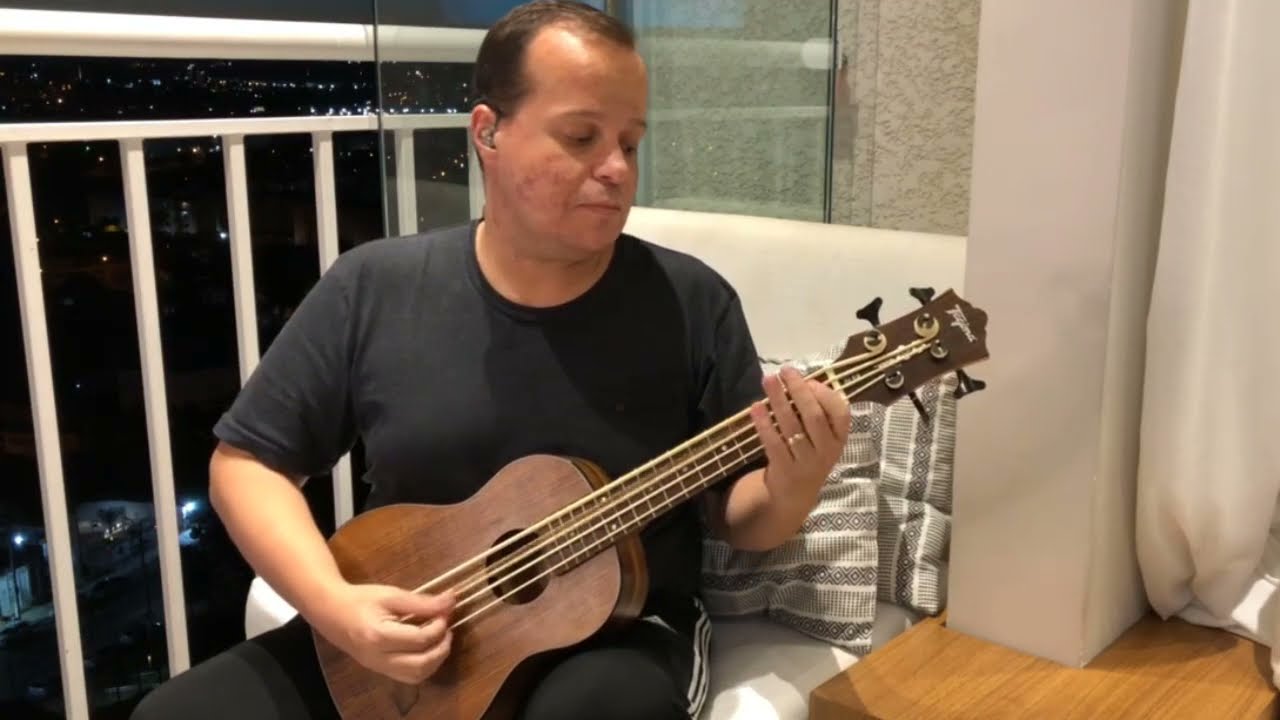 Locked Out Of Heaven - Bruno Mars - UBass Cover #tecnicasdecontrabaixo