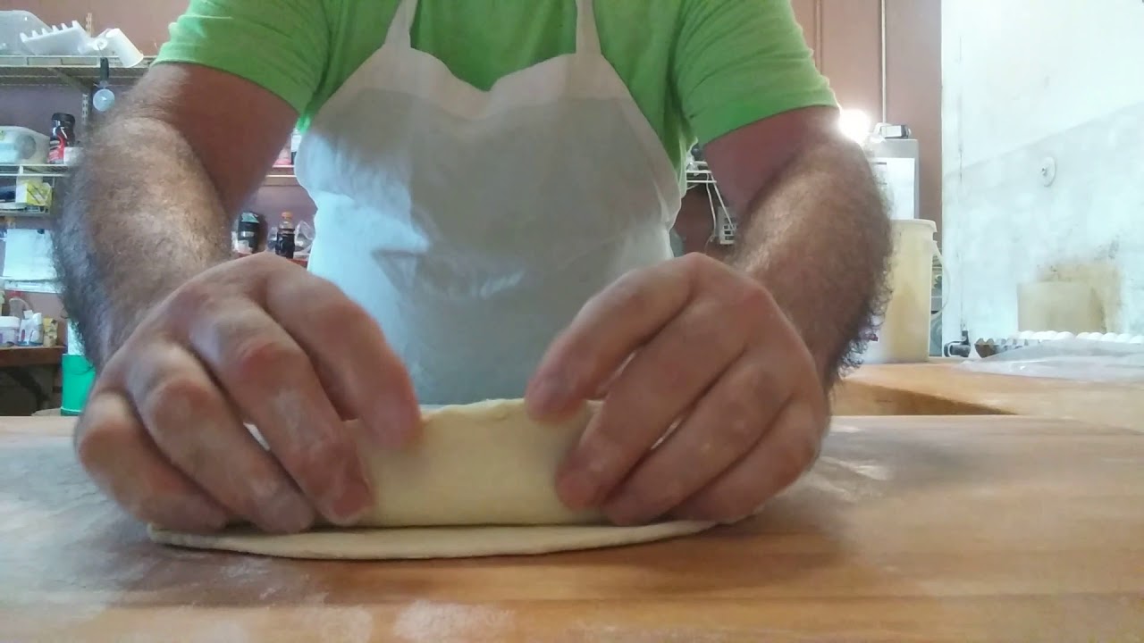 Barquillos o Conos rellenos de crema pastelera