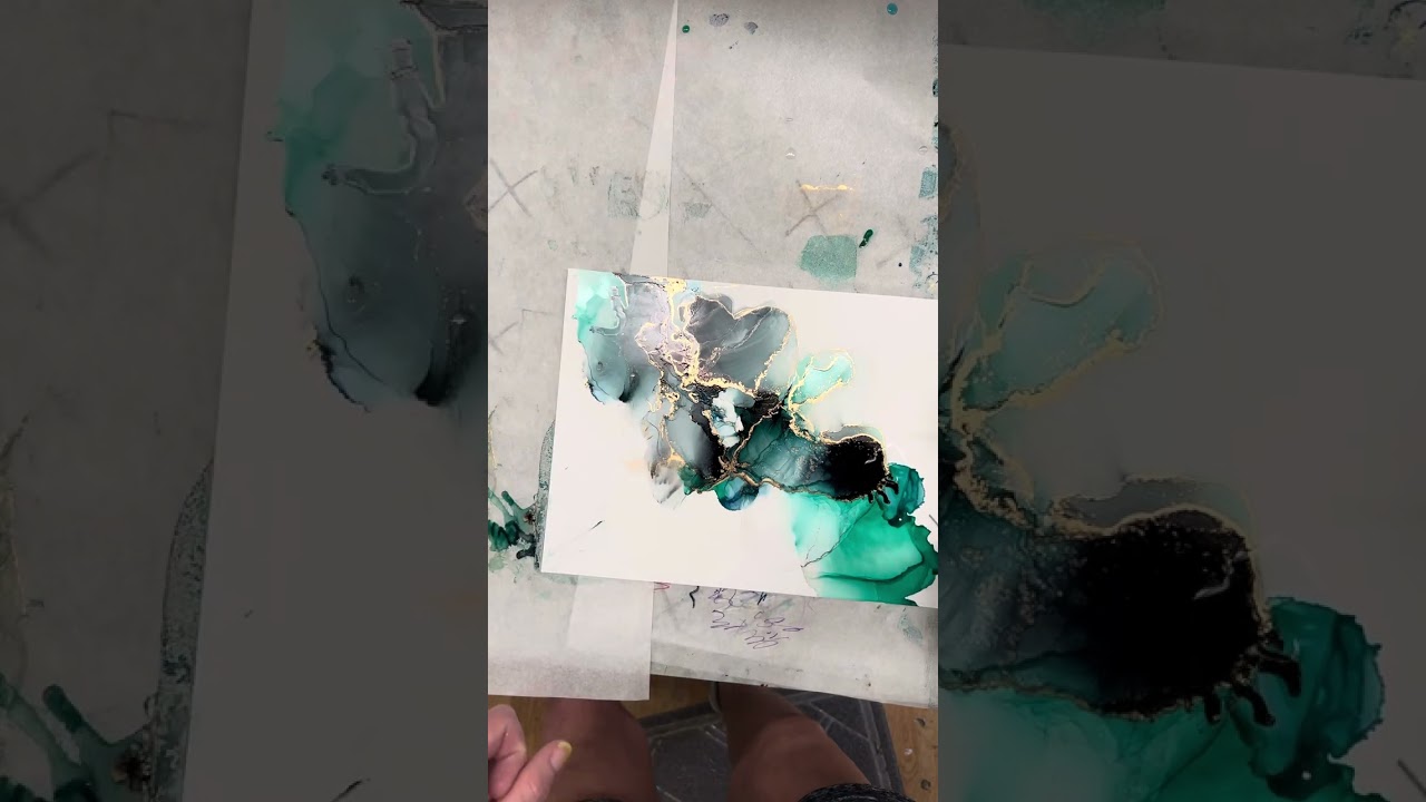 Alcohol ink painting. #AlcoholInk #AlcoholInks #AlcoholInkArtist #AlcoholInkTutorial #AbstractArt.