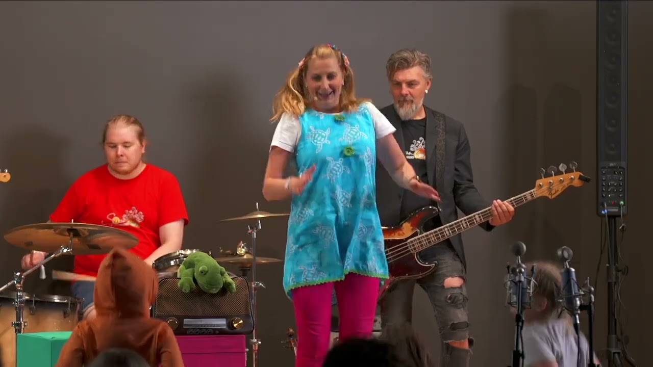 Siinan TaikaStudio, Pienet sammakot, Kaustinen live 16.7.2022