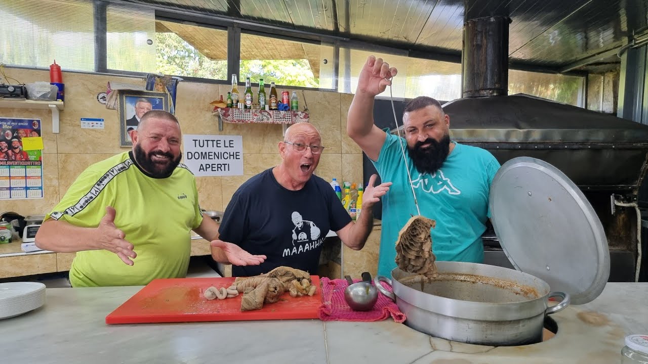 Street Food oggi dai Fratelli Patricola in via Olio di lino, N1 Palermo (Sicilia)