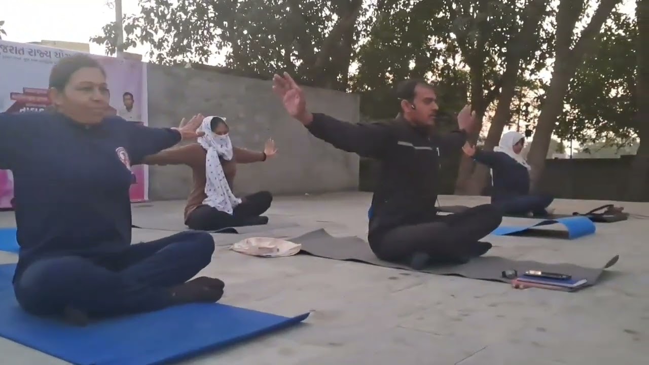 Govt.Yog Shibir Rajula J.A.Sanghvi High school Dt.11/01/2026. Yog Coach Dipa Teraiya Rajula