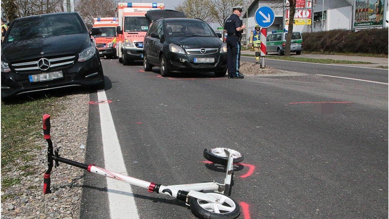 Ichenhausen: 10-J&auml;hriger auf Roller von Pkw erfasst