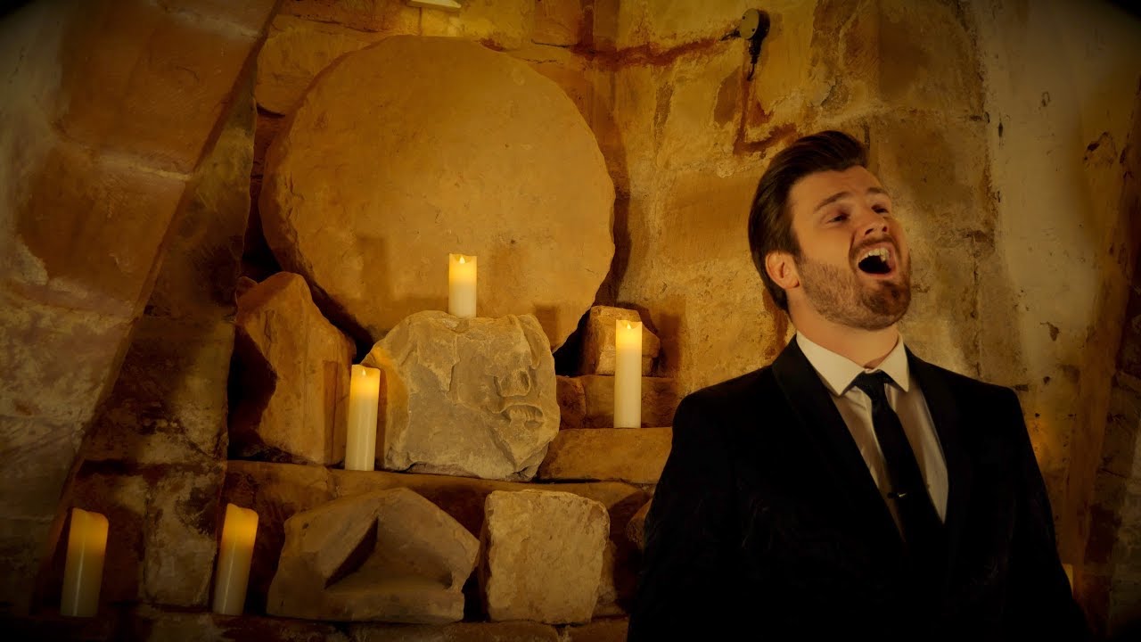 'O HOLY NIGHT' - KARL LOXLEY