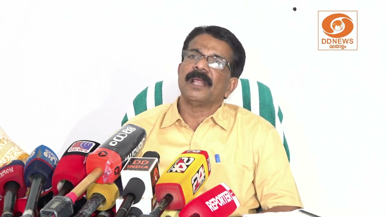 വലിയങ്ങാടിയിൽ  കെട്ടിടം തകർന്നുണ്ടായ മരണം; പൊളിച്ചുപണിയാൻ തീരുമാനിച്ച കെട്ടിടമാണ് തകർന്നതെന്ന് മേയർ