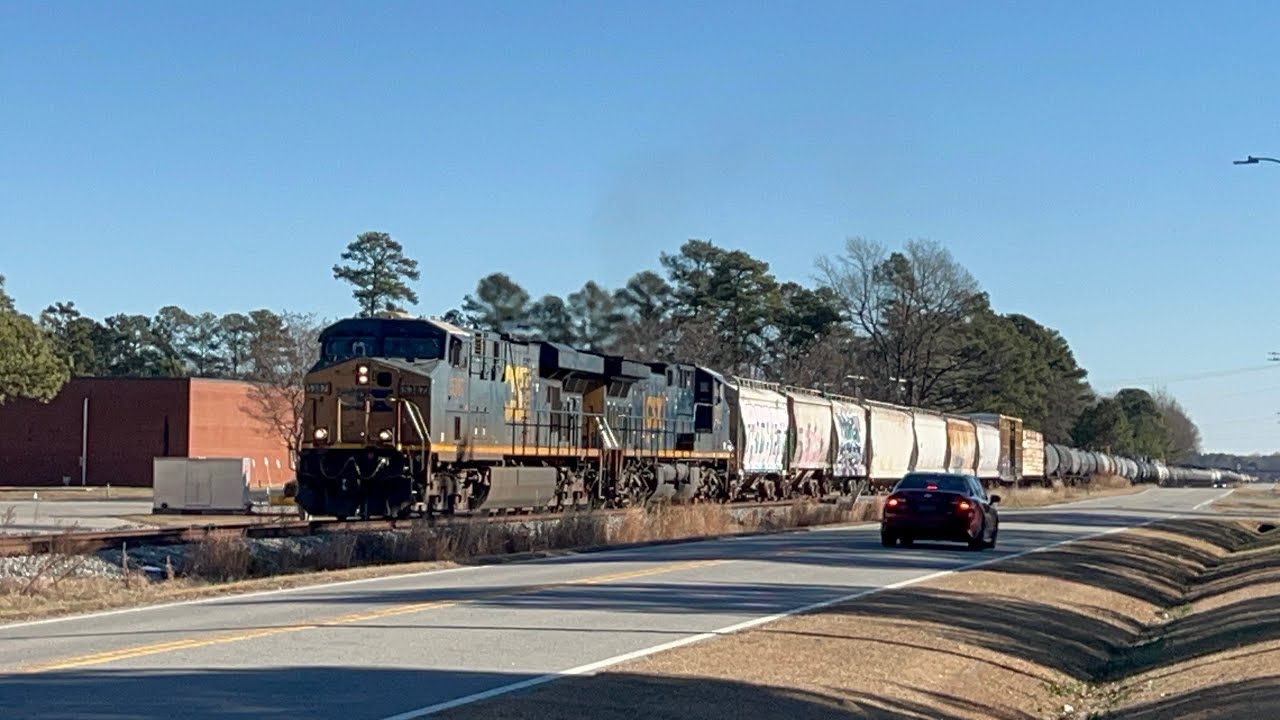 CSX F728 Tarboro NC 12/30/2025 Good Sized Tuesday Morning Train