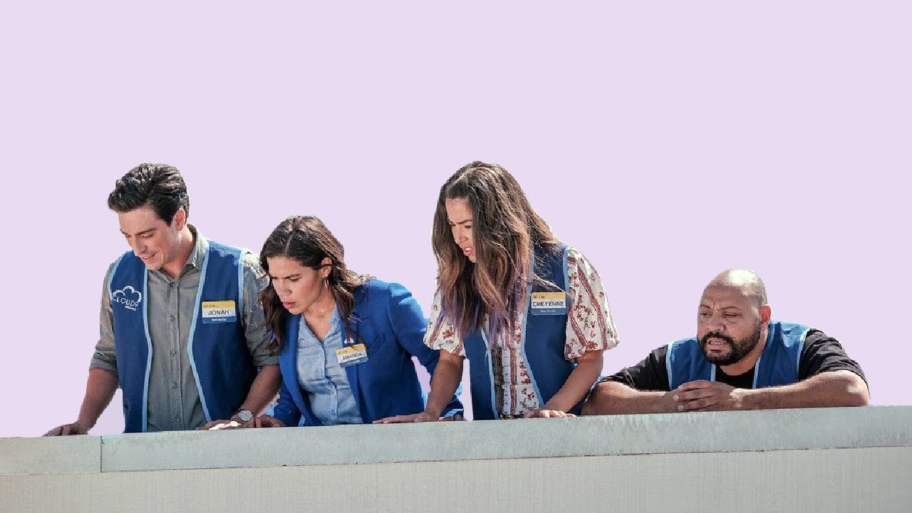 superstore being a silly comedy for 4 minutes and 30 seconds straight
