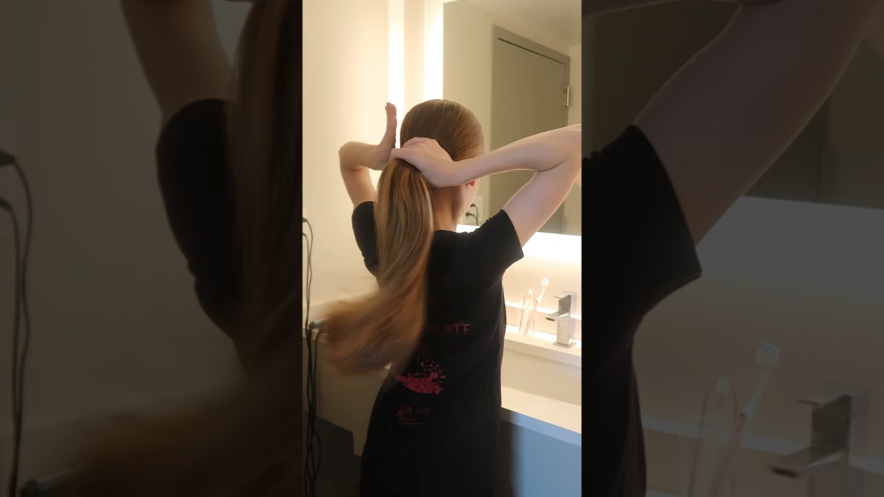 How to do a BALLET BUN!🩰💇&zwj;♀️ #balletbun #balletcore #tutorial #shorts