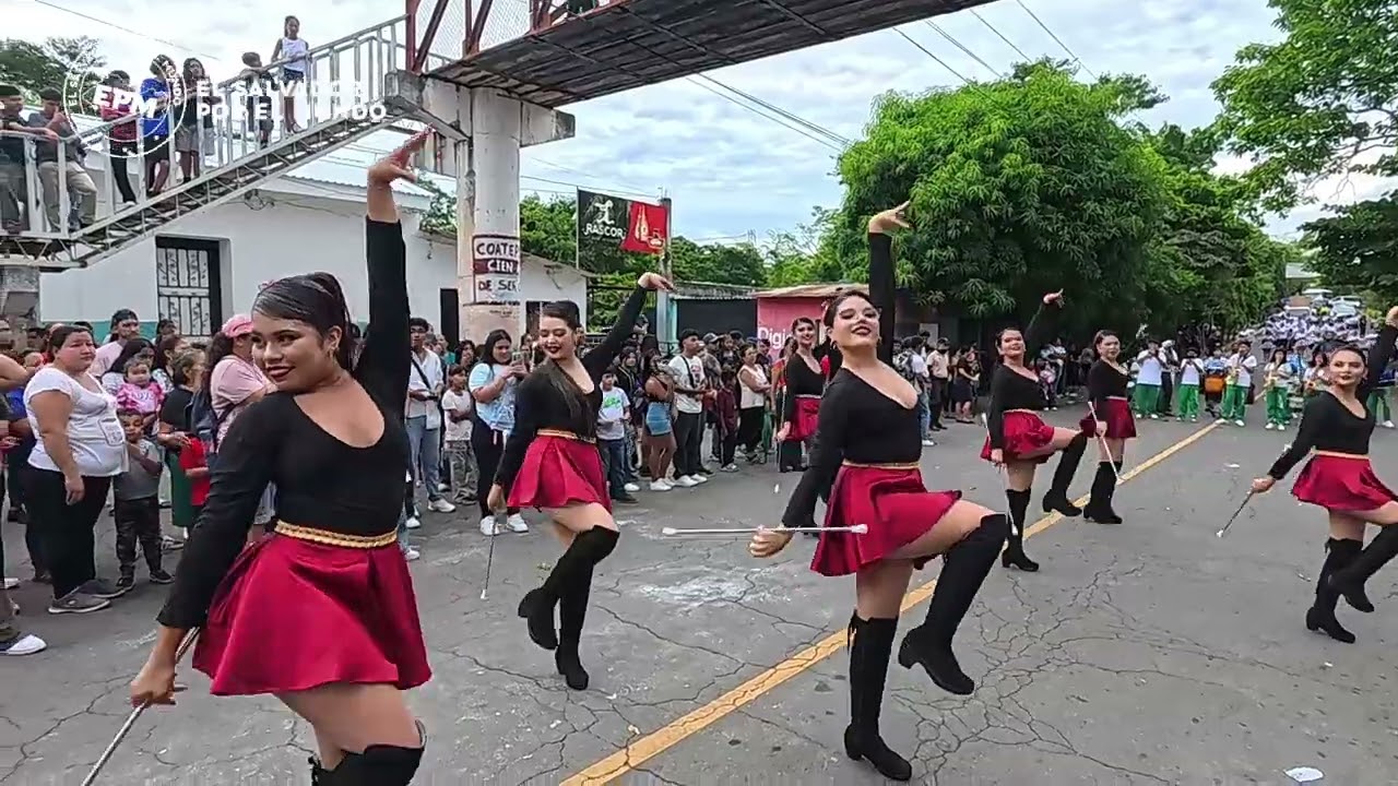 Belleza y Talento en Desfile Coatepeque Santa Ana