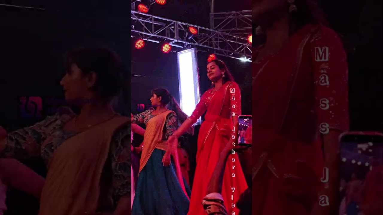 Chinnu & Minny Dance Movements: Ranu Bombai ki Ranu Song Festivel! #event #shorts #massjathara #folk