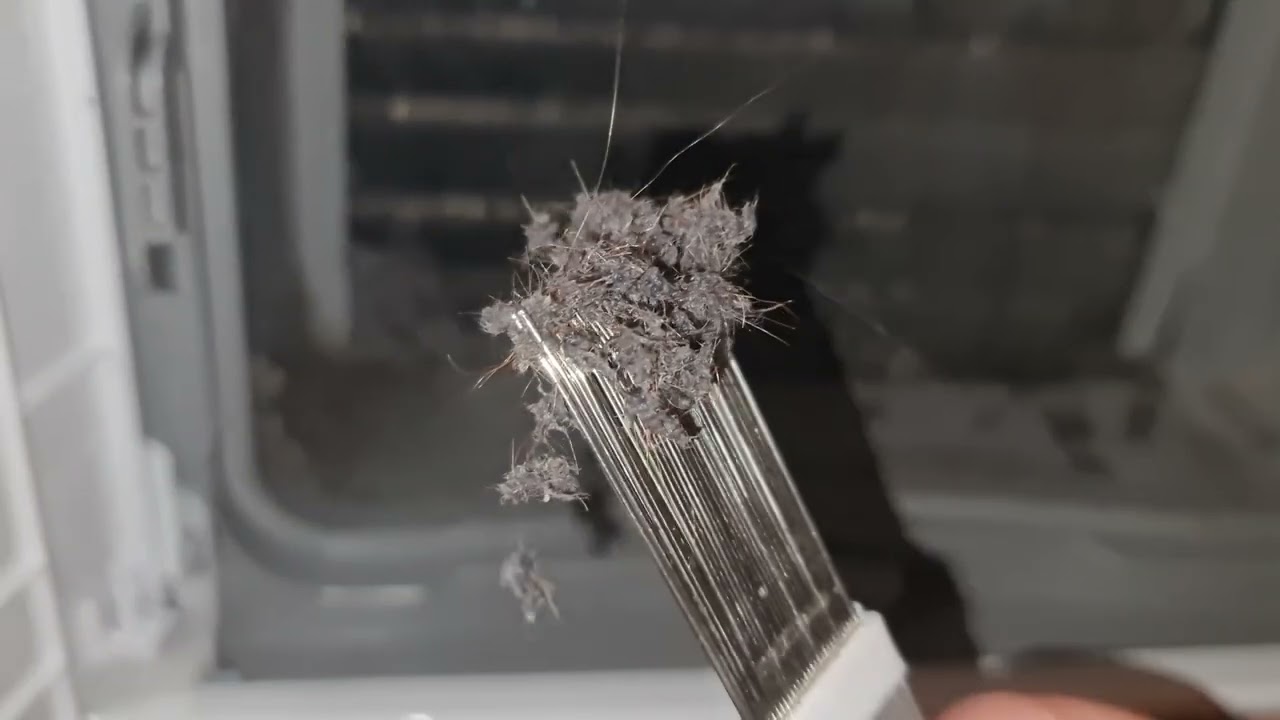 Čištění žeber výparníku sušičky Beko