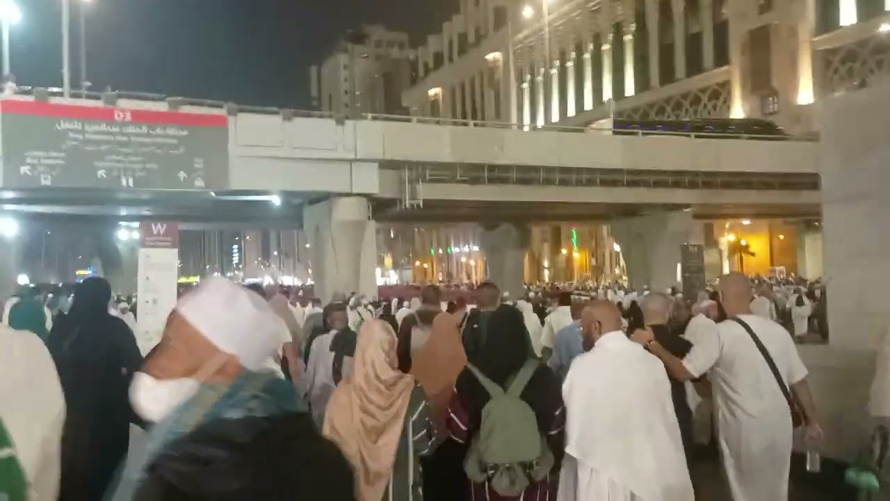 Towards Khana Kaaba Al Haram Sharif on Ibrahim Khalil street Makkah Mukarama 