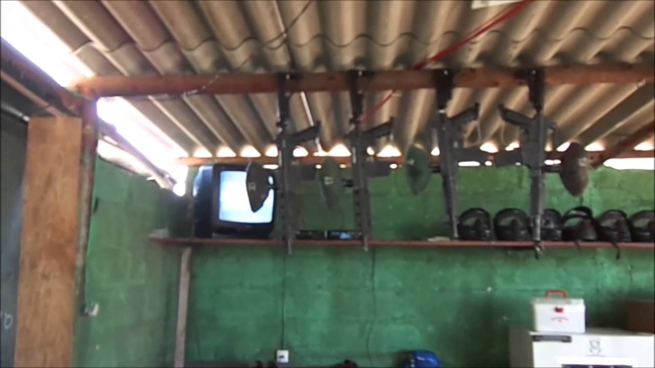 PAINTBALL SHOW