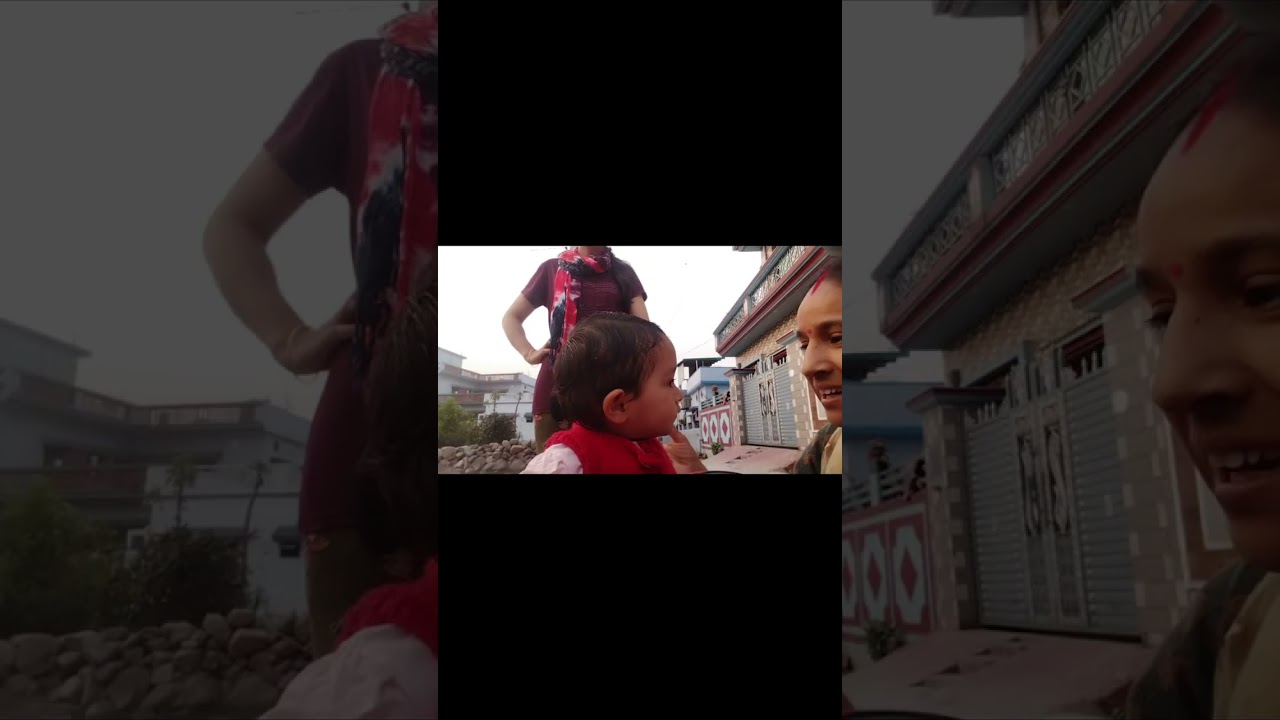 शाम के समय टहलते हुए